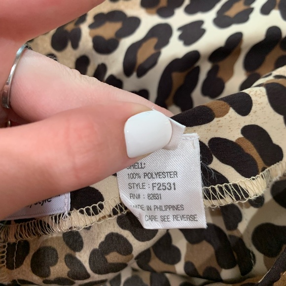 Newport News leopard cheetah animal printed wrap style skort size 12 - Picture 6 of 7